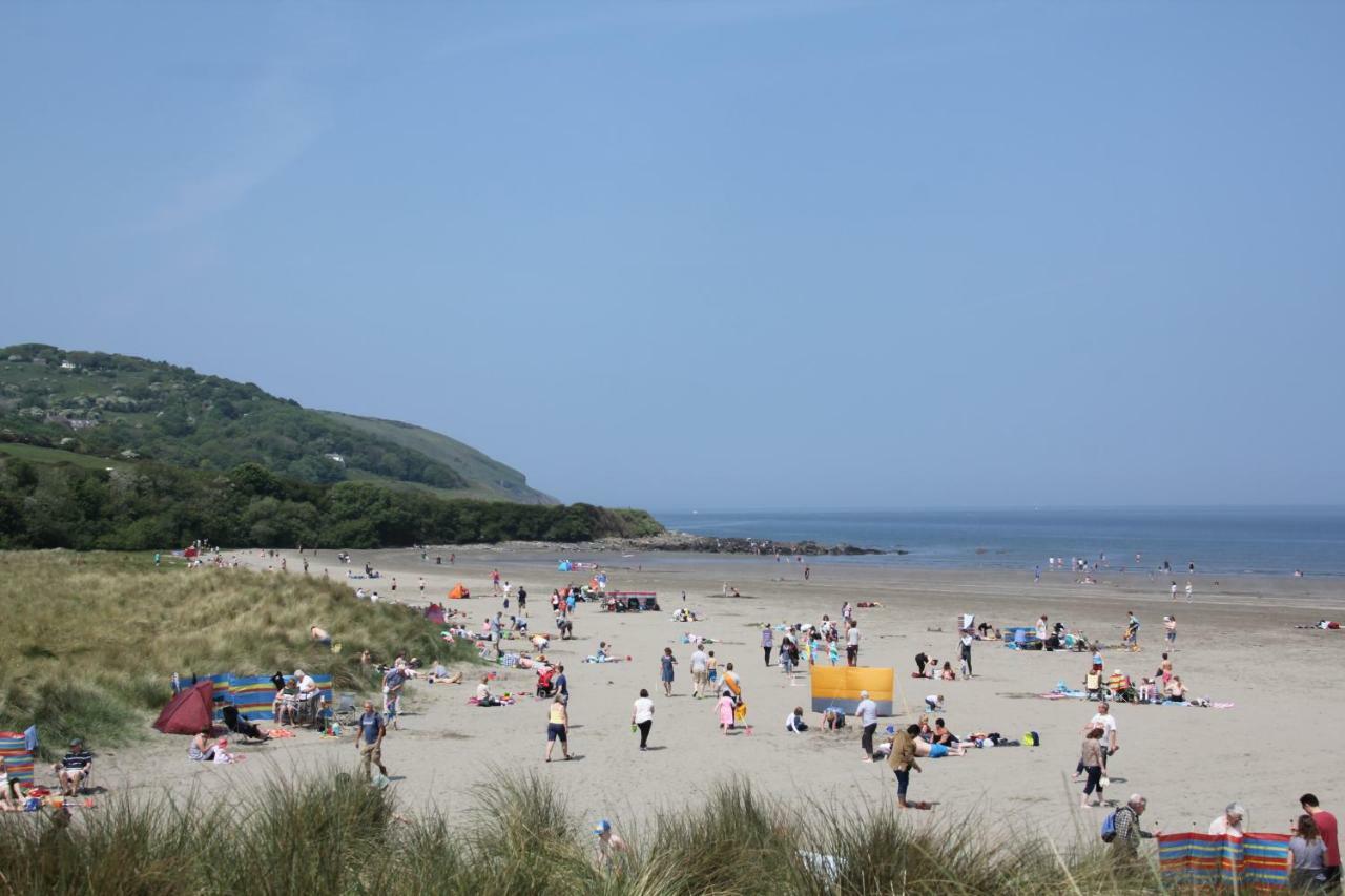 Cardigan Bay Holiday Park Exterior photo